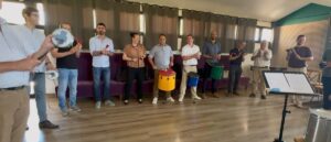Atelier de percussions dans un site industriel